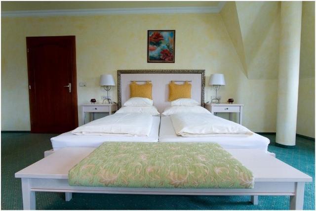 Hetkuti Wellness Hotel Mór 외부 사진